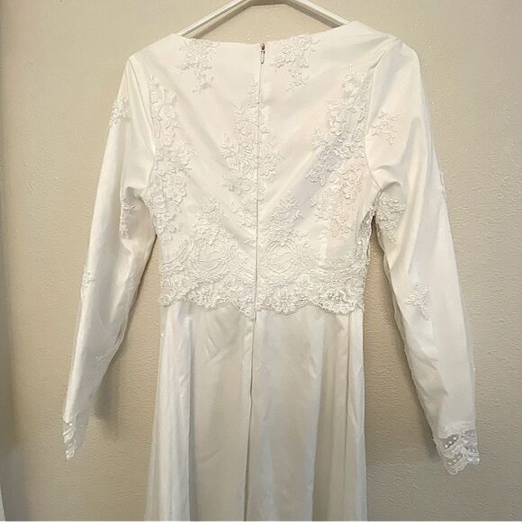 White lace Long Sleeve wedding elopement modest Courthouse LDS Temple dress S - Picture 4 of 14